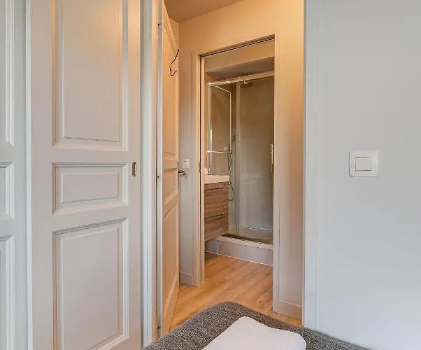 Apartment Fermes Du Montenvers B2, Alpes Agency, Central Chamonix, Sleeps 4-5 公寓