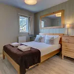 Fermes Du Montenvers B2, Alpes Agency, Chamonix, Sleeps 4-5 아파트 샤모니