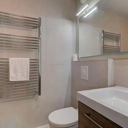 Fermes Du Montenvers B2- Alpes Travel - Apartment Chamonix