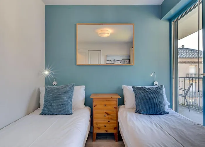 Apartment Fermes Du Montenvers B2, Alpes Agency, Central Chamonix, Sleeps 4-5 Шамони