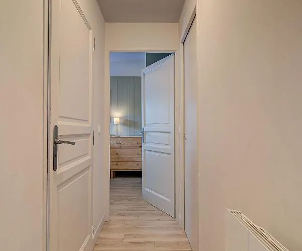 Apartment Fermes Du Montenvers B2, Alpes Agency, Central Chamonix, Sleeps 4-5 Apartman